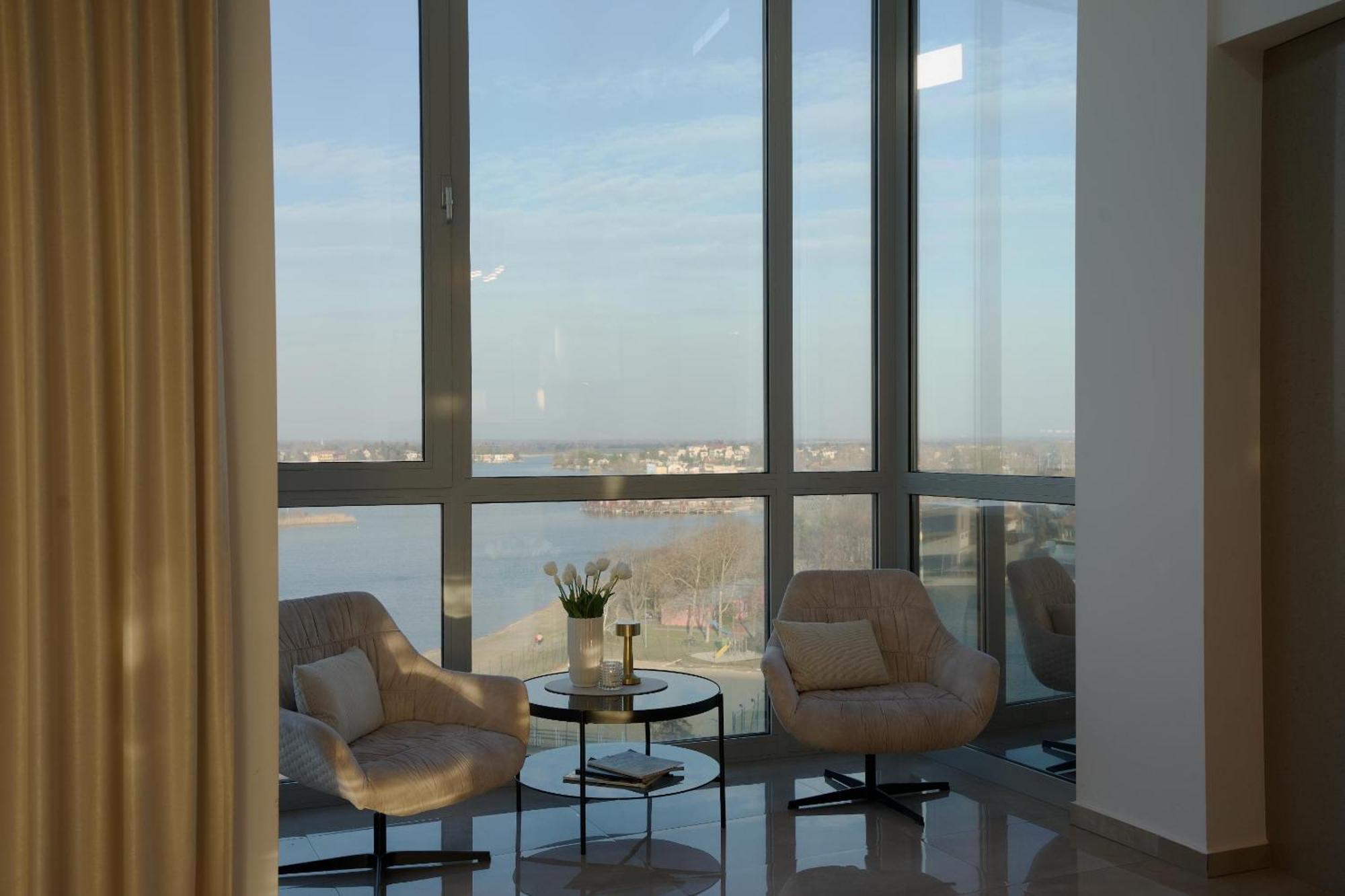 Luxusny Penthouse Nad Jazerami 230 M2, 3X Garaz, Wifi Apartment Senec Bagian luar foto