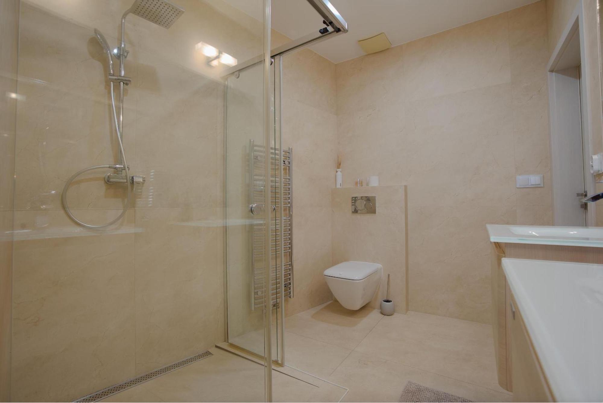 Luxusny Penthouse Nad Jazerami 230 M2, 3X Garaz, Wifi Apartment Senec Bagian luar foto