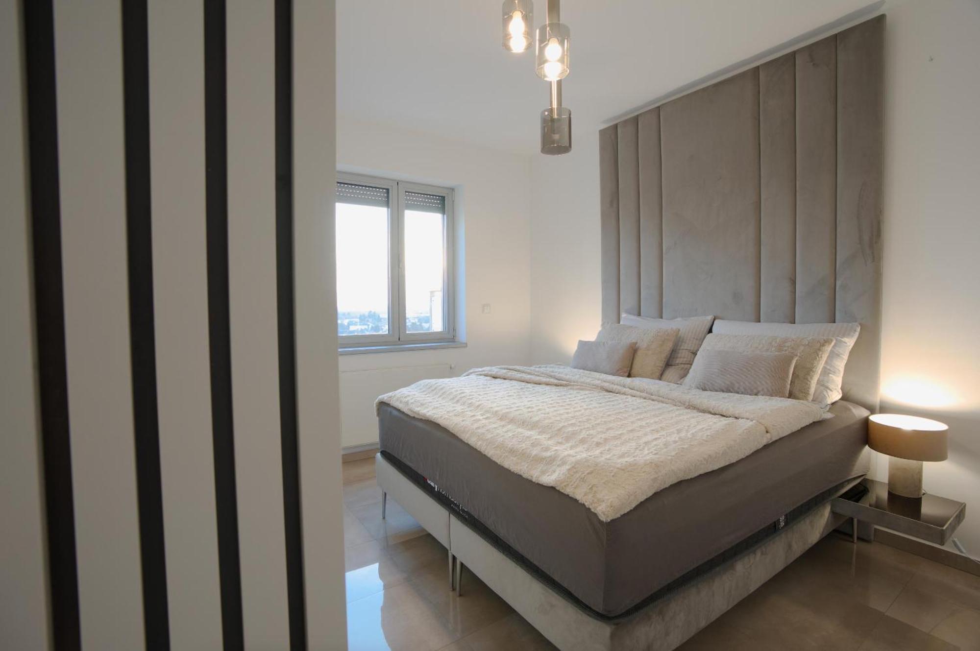 Luxusny Penthouse Nad Jazerami 230 M2, 3X Garaz, Wifi Apartment Senec Bagian luar foto